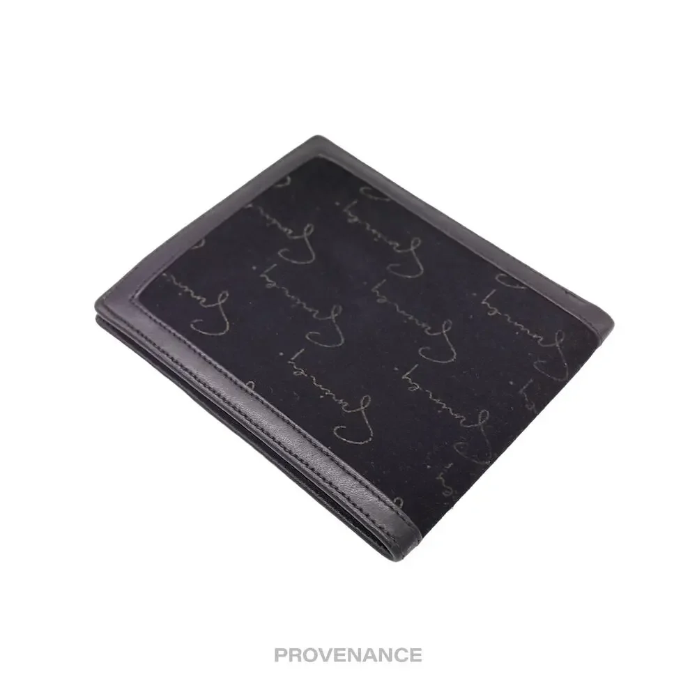 Givenchy script bifold